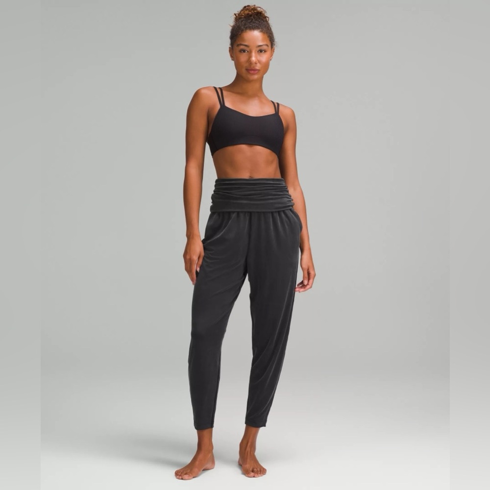 Lululemon Cupro Foldover Relaxed Yoga Pant BRAND NEW Size 2
